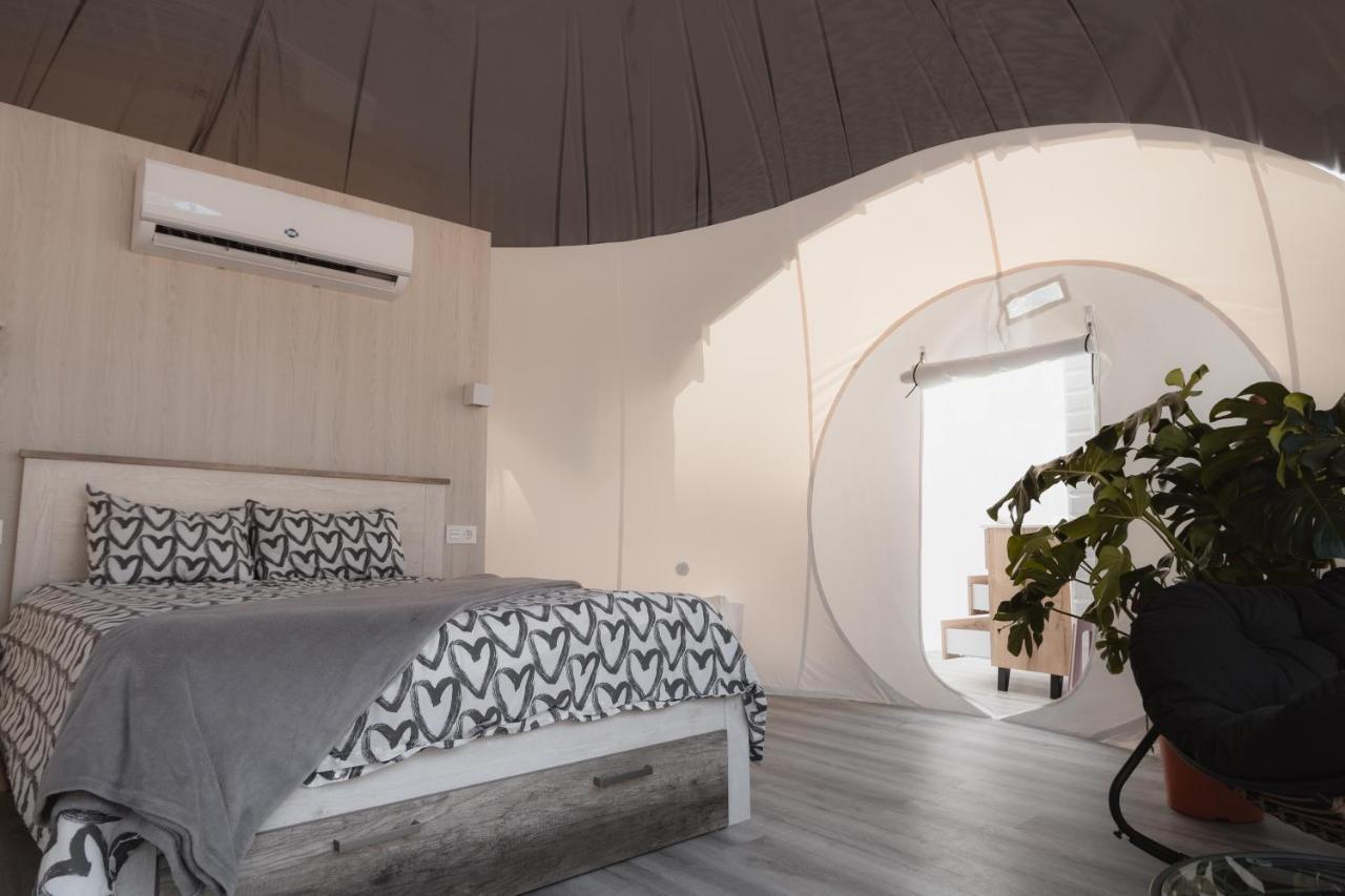 Fuente Del Lobo Glamping & Bungalows - Adults Only بينوس جينيل المظهر الخارجي الصورة