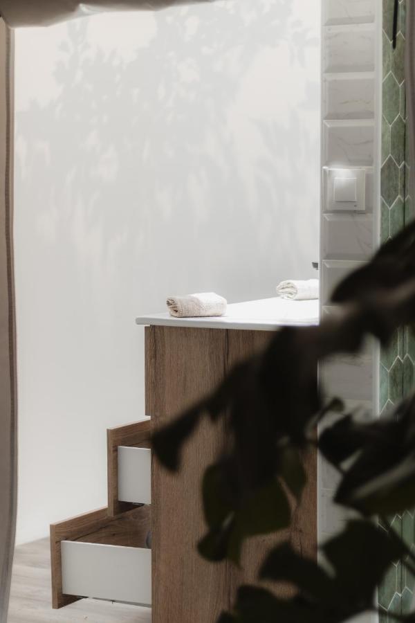 Fuente Del Lobo Glamping & Bungalows - Adults Only بينوس جينيل المظهر الخارجي الصورة